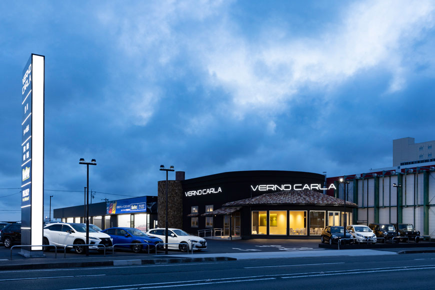 自動車ショールーム・カーディーラー 愛知県豊川市　ベルノカーラ豊川店