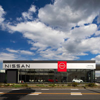 自動車ショールーム・カーディーラー 埼玉県坂戸市　日産サティオ埼玉 坂戸店