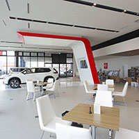 長野日産 南佐久店の設計・建築工事 実例